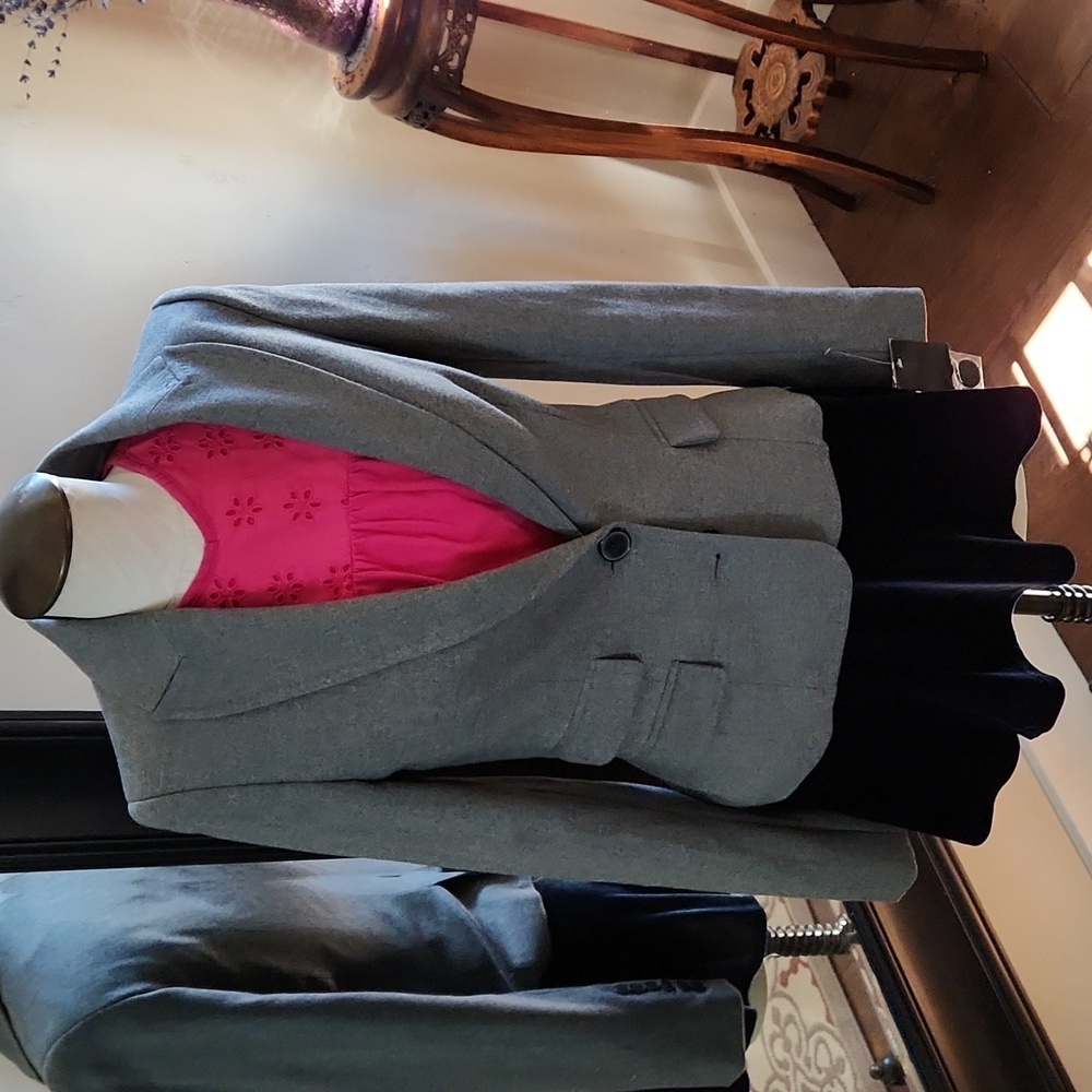 MNG Small by Mango Grey Jacket Size Small/Medium Measures 36" Across 21" To Hem